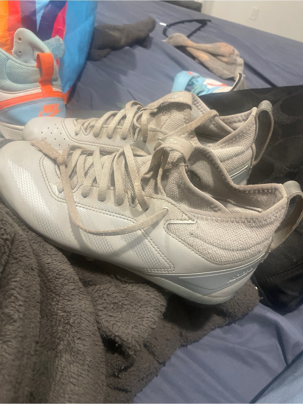 Adidas cleats size 5
